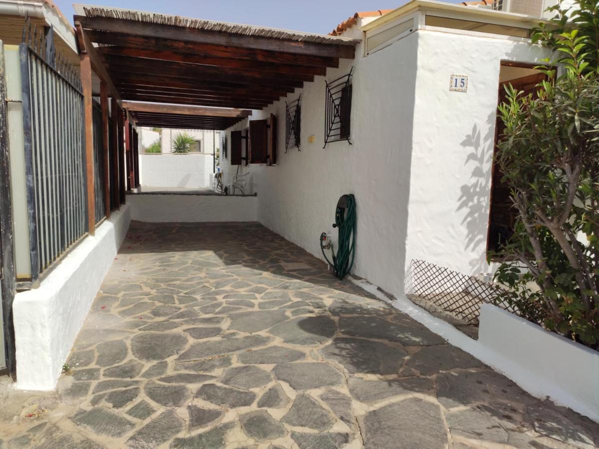 Lovely 2 Bedroom Bungalow With Parking Maspalomas  Buitenkant foto