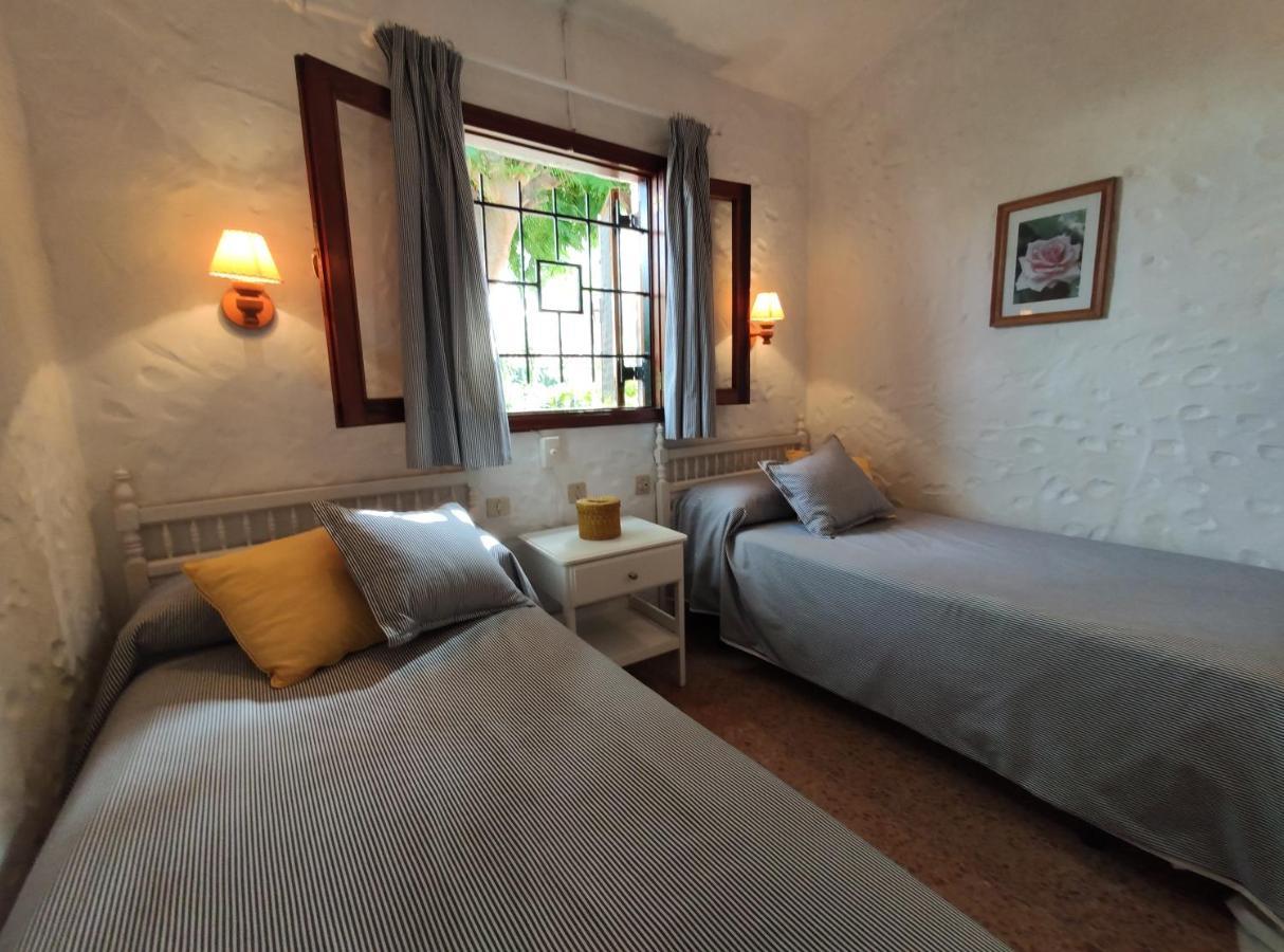 Lovely 2 Bedroom Bungalow With Parking Maspalomas  Buitenkant foto